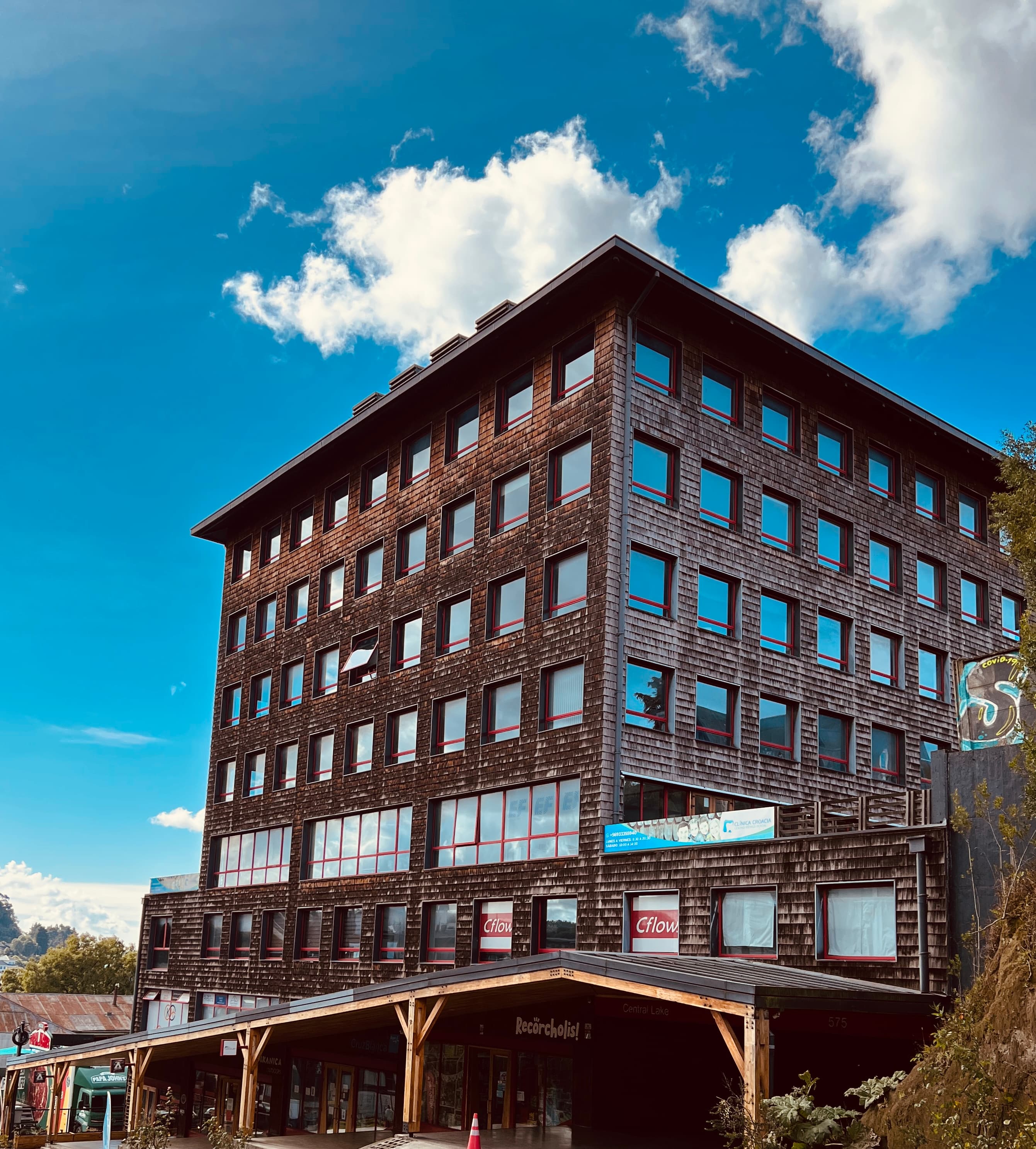 Central Lake Building